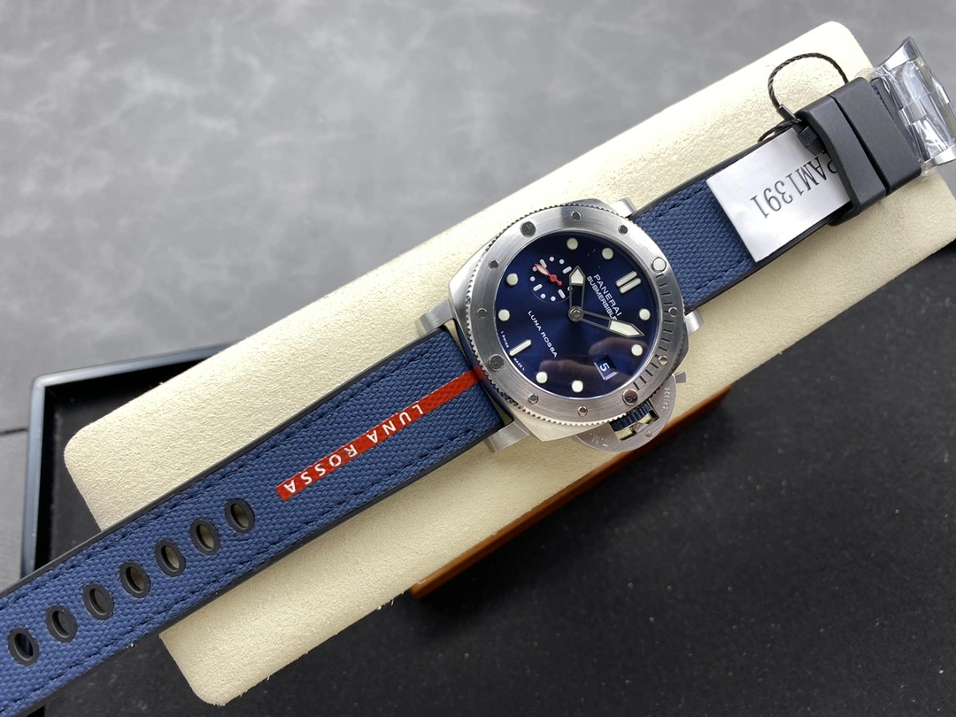 CBD Factory Panerai Submersible QuarantaQuattro Luna Rossa 44mm PAM01391 1:1 Super Clone – DDP.900 Movement Youthful 420